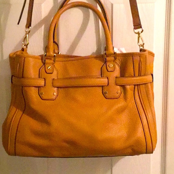 MICHAEL KORS, HUDSON”.Leather Tote💕 - Picture 2 of 5